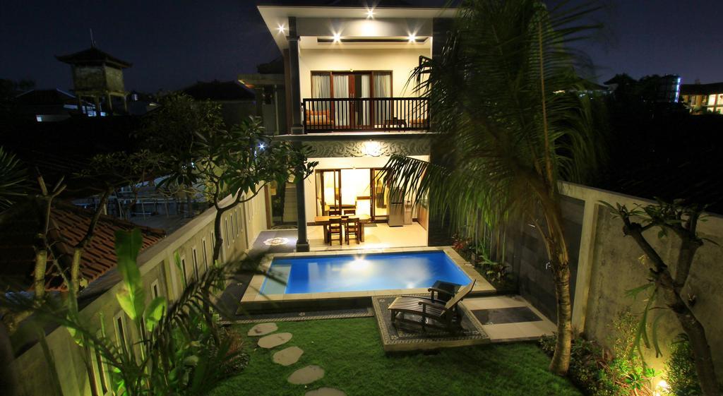 The Surya Kuta Villa ภายนอก รูปภาพ