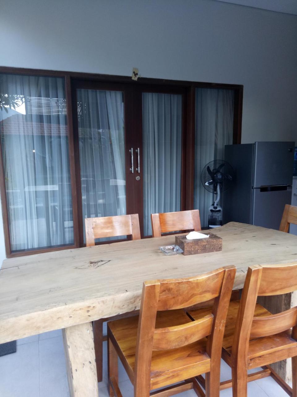 The Surya Kuta Villa ภายนอก รูปภาพ